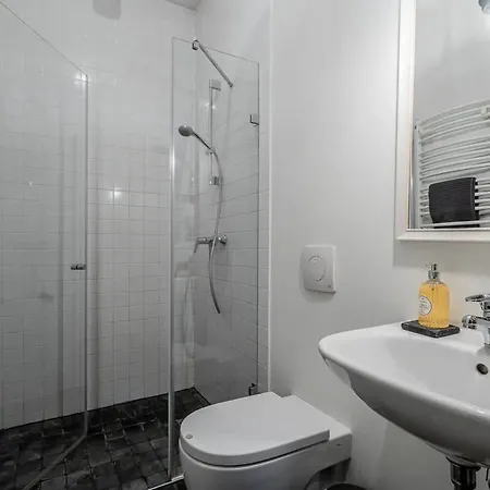 Domillion 1bdr Unique And Warm Old Town Tr41 Apartment *