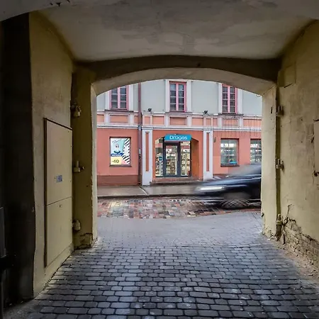 Domillion 1bdr Unique And Warm Old Town Tr41 Апартаменты