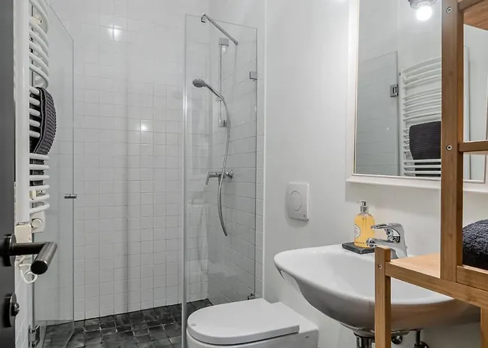 Appartamento Domillion 1bdr Unique And Warm Old Town Tr41 *